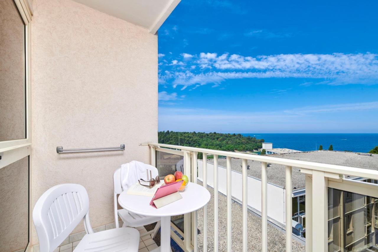 פורץ Hotel Istra Plava Laguna מראה חיצוני תמונה