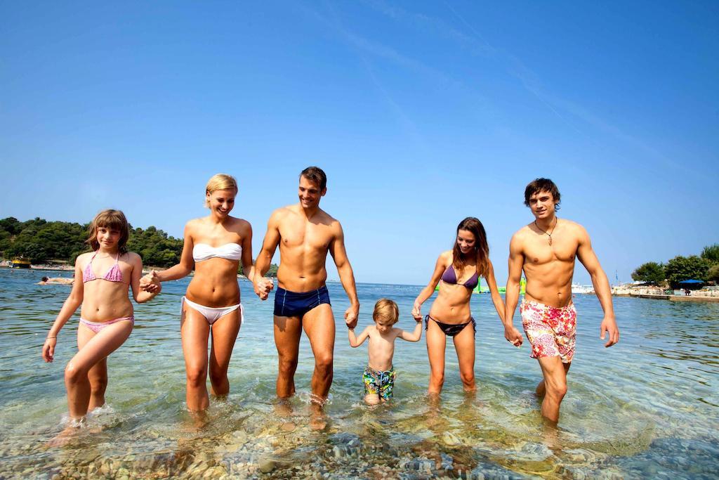 פורץ Hotel Istra Plava Laguna מראה חיצוני תמונה